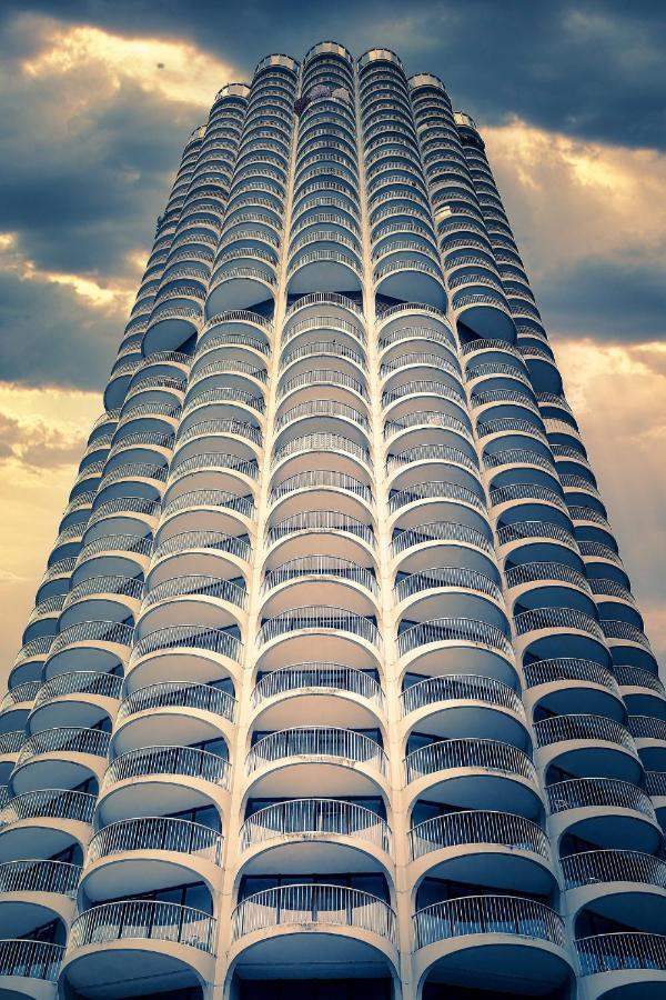 Augsburg Hotelturm Exterior photo